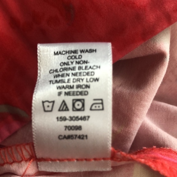 Loft Bright Floral Print Petite Shorts 4P - Picture 9 of 9